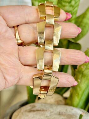 14 karat gold vintage bracelet